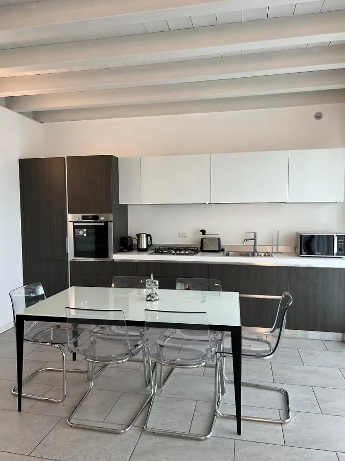 Casa Della Regina Apartment Sirmione
