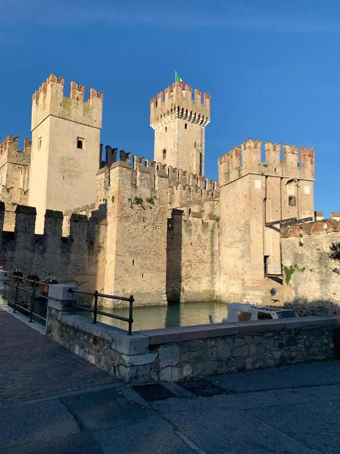 Casa Della Regina Apartment Sirmione
