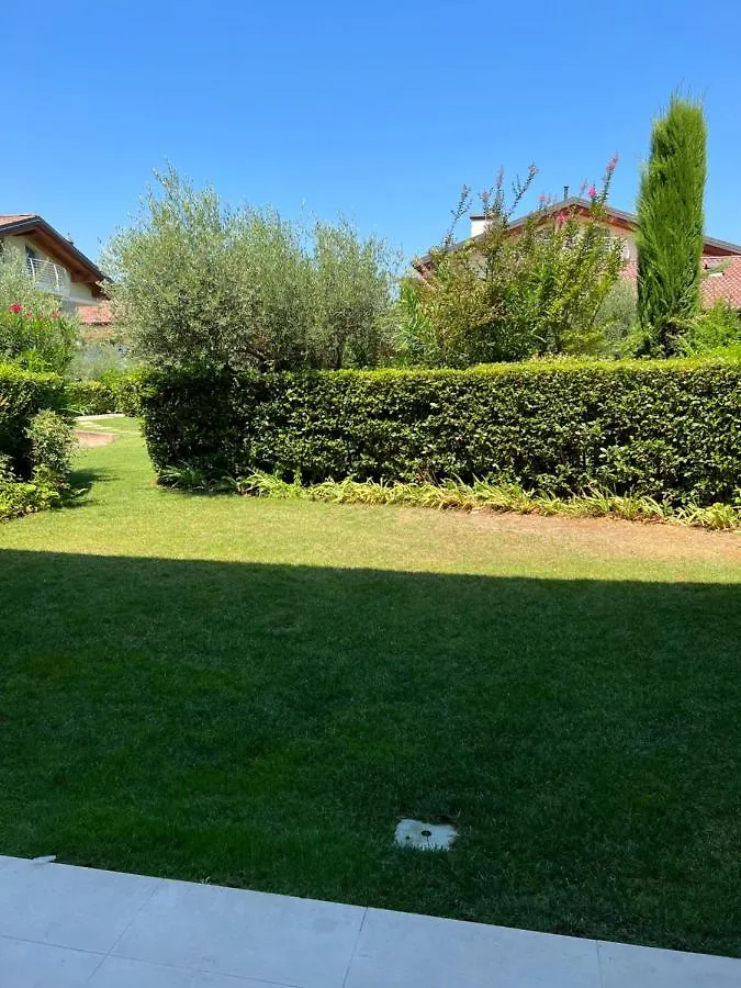 Casa Della Regina Apartment Sirmione Italy