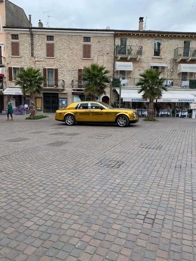 Casa Della Regina Apartment Sirmione 0*,