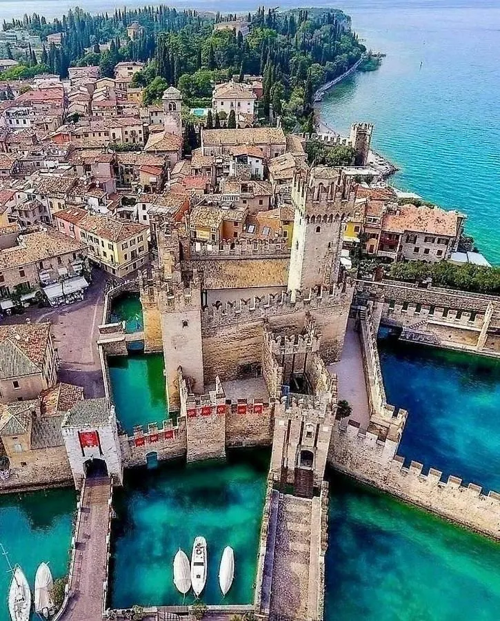 Casa Della Regina Apartment Sirmione 0*,