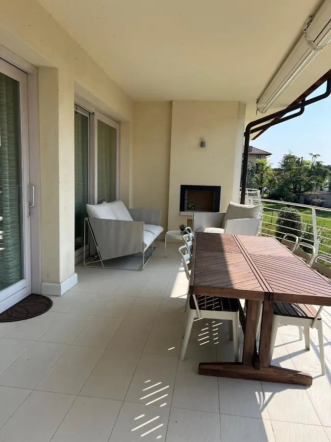 Casa Della Regina Apartment Sirmione Italy