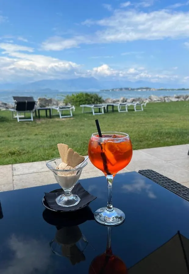 Casa Della Regina Apartment Sirmione Italy